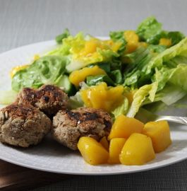 Rezept für Tofu-Erdnussfrikadellen mit Mangosauce